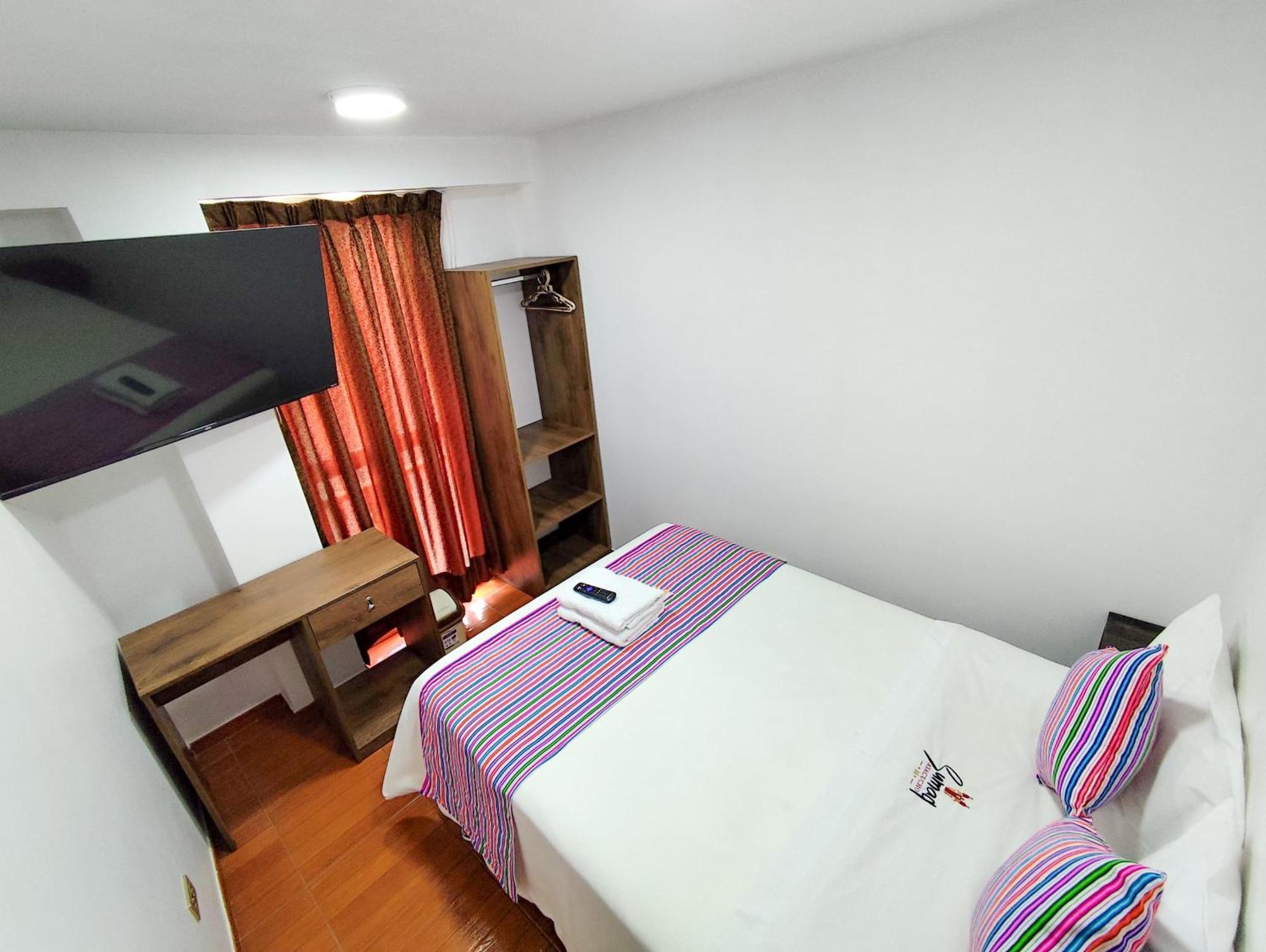 Golden Paris Hotel "Descuentos Junio" Ayacucho Eksteriør bilde
